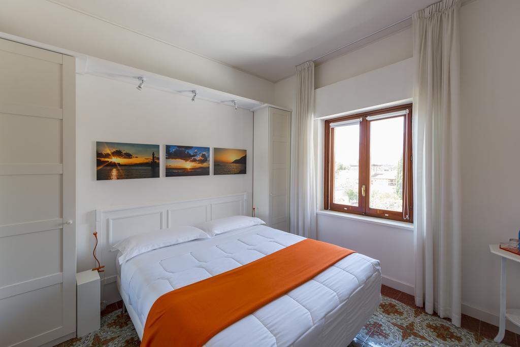 B&B Mondello Holiday 巴勒莫 外观 照片